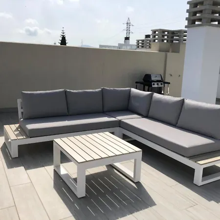 Capistrano Garden, Piscina Privada Y Vistas Al Mar 内尔哈