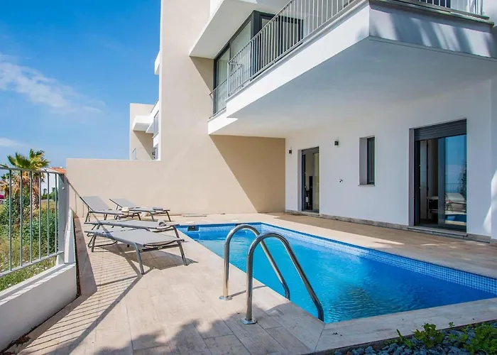Capistrano Garden, Piscina Privada Y Vistas Al Mar Holiday home