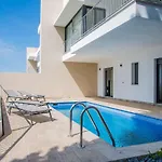 Capistrano Garden, Piscina Privada Y Vistas Al Mar Holiday home